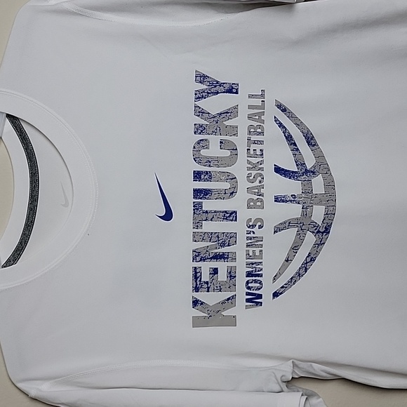 Women's Nike Kentucky Wildcats Shirts - Picture 2 of 6